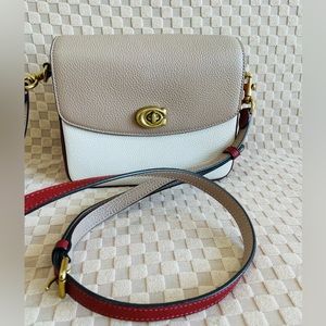Authentic Coach Leather Crossbody Shoulder Handheld Bag Cassie 19